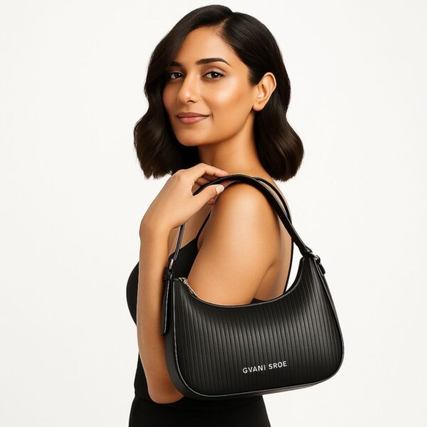 Black Bag LB-008-BLK-1 Model Holding